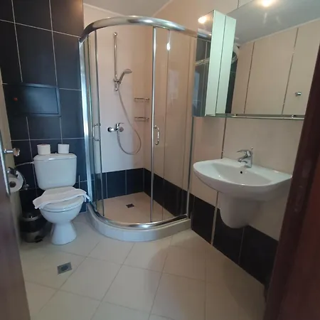 Apartament Oasis 2 Bedroom Łozenec