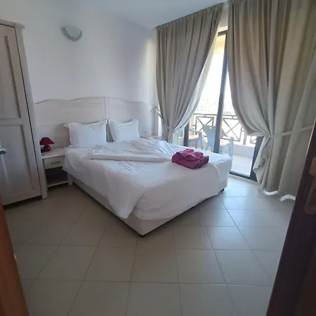 Oasis 2 Bedroom 公寓